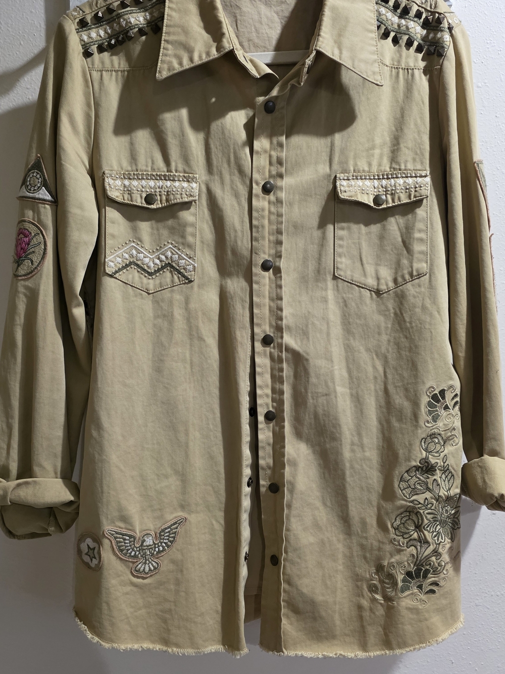 Spell "Wanderer" Embroidered Utility Jacket with Patch Details